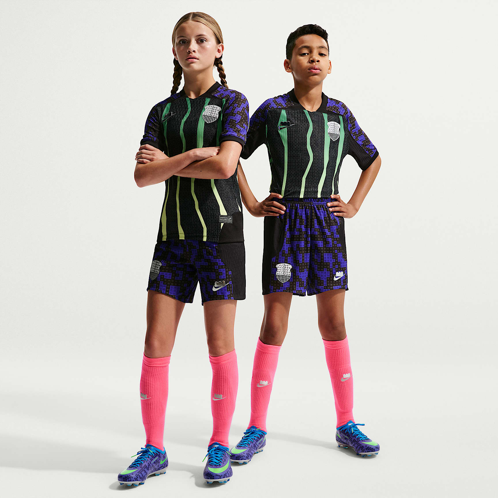 Nike x LEGO® Collection Older Kids' Aero-FIT Football Shorts. Nike RO